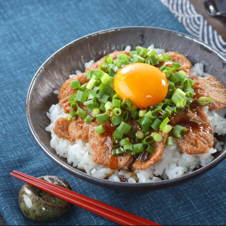 なっと肉ねぎ丼